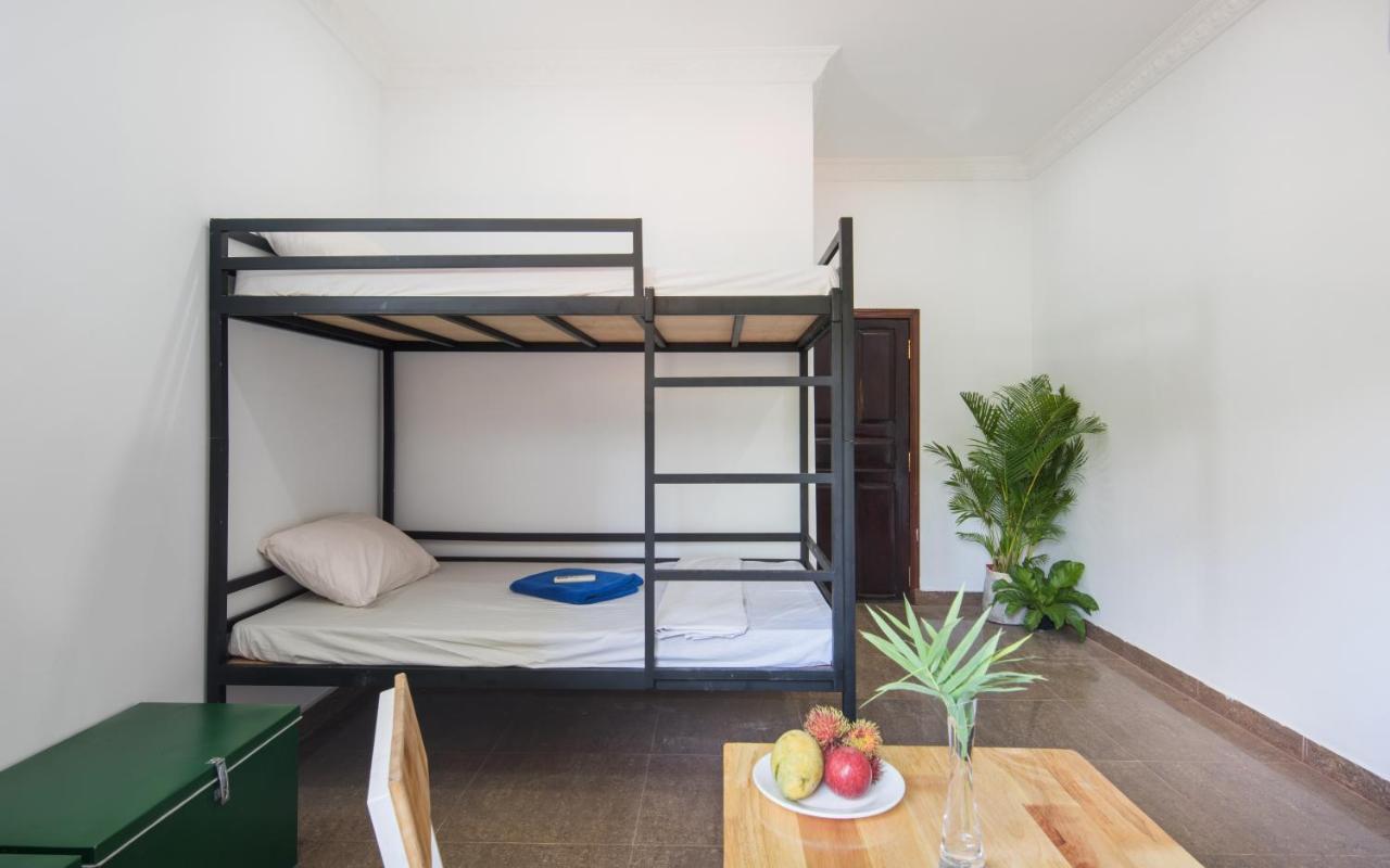 Barefoot Backpacker Resort Сиемрип Экстерьер фото