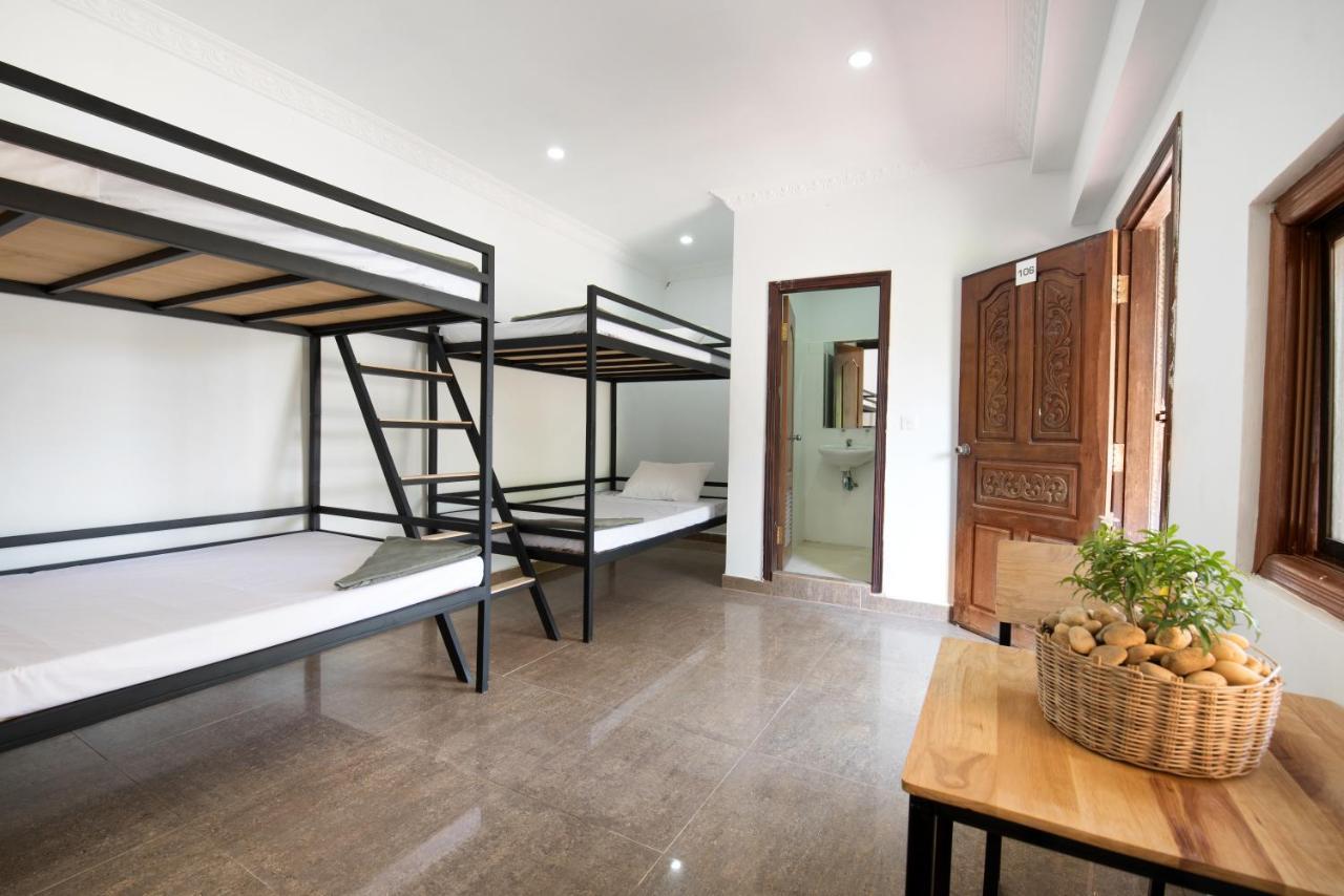 Barefoot Backpacker Resort Сиемрип Экстерьер фото